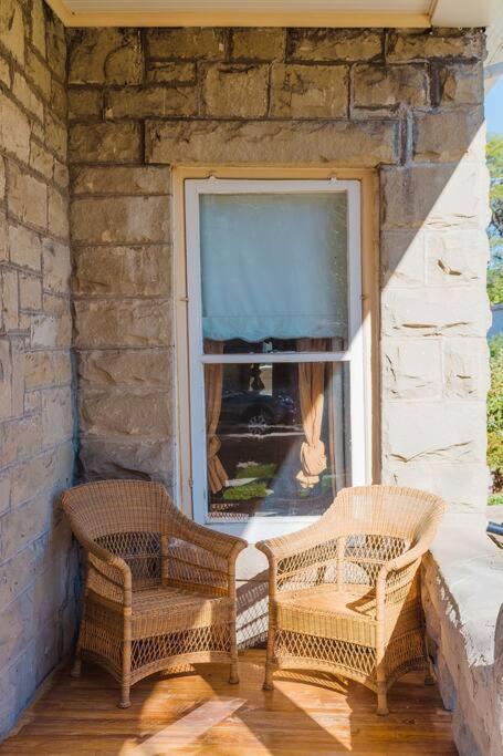 Maple House Large Vacation Home, Sleeps 7 Pet Friendly Great Location Trinidad Exterior foto