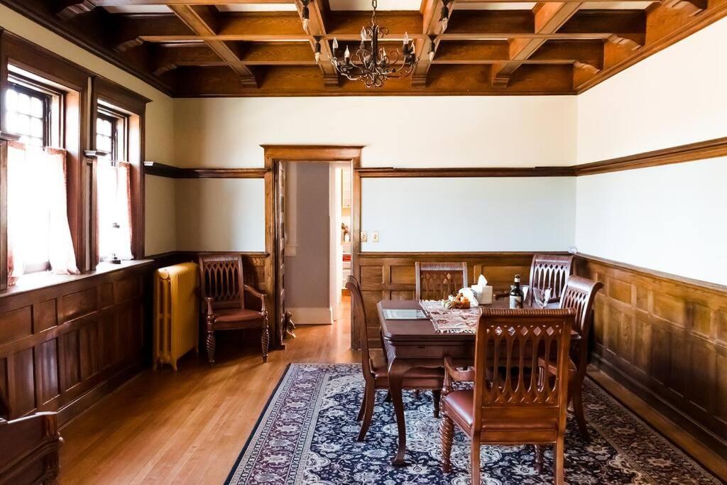 Maple House Large Vacation Home, Sleeps 7 Pet Friendly Great Location Trinidad Exterior foto
