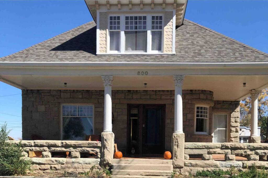 Maple House Large Vacation Home, Sleeps 7 Pet Friendly Great Location Trinidad Exterior foto